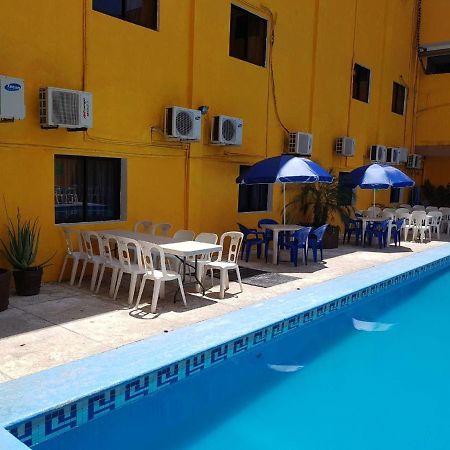 Hotel Arcos Del Parque Acayucan Екстериор снимка