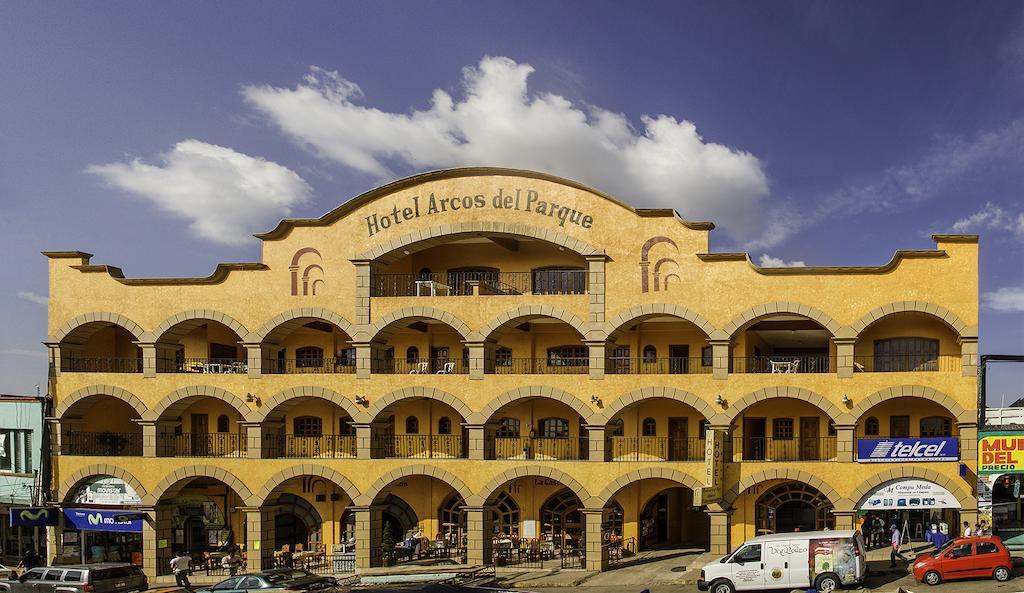 Hotel Arcos Del Parque Acayucan Екстериор снимка