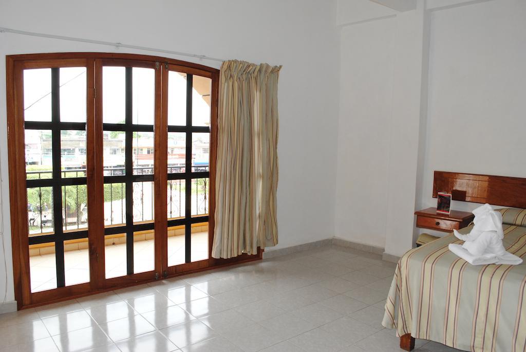 Hotel Arcos Del Parque Acayucan Екстериор снимка