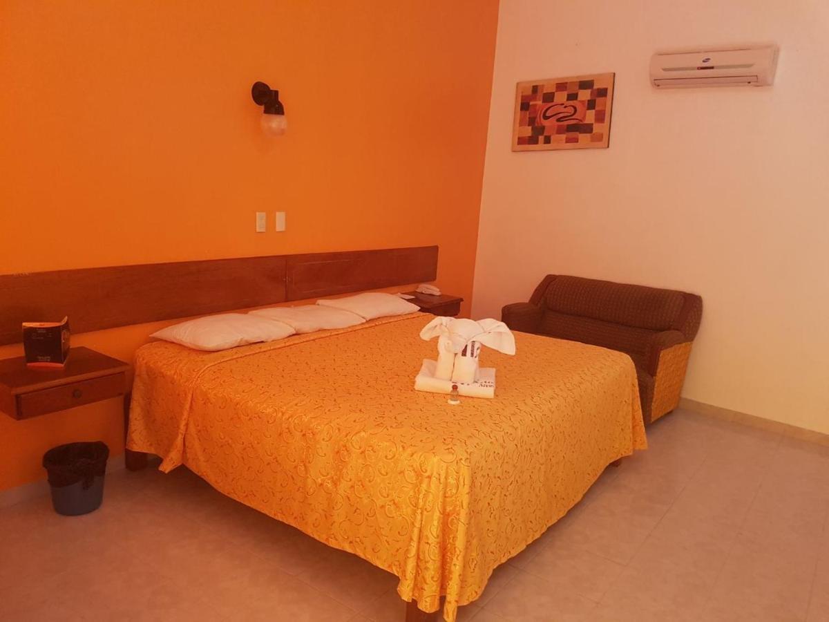 Hotel Arcos Del Parque Acayucan Екстериор снимка